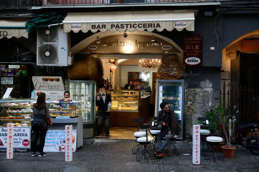 please in italian